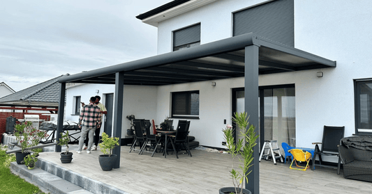 Terrassenüberdachung mit Montage in der Nähe