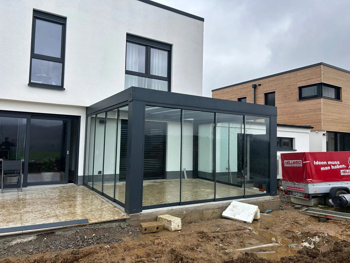 ALU SCHMIDT VistaLounge Kaltwintergarten im Bau von draussen